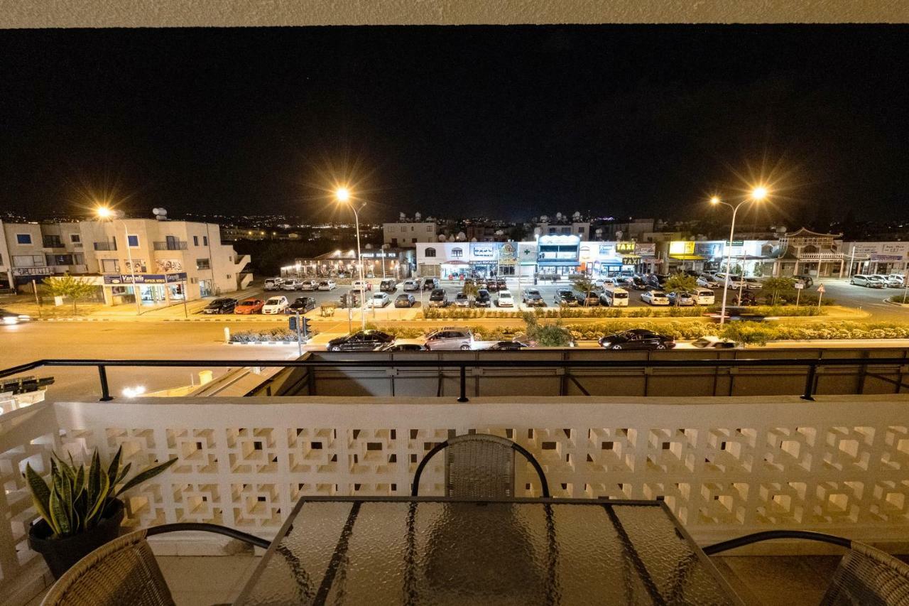 Seaview 3 Bedroom Kings Road Penthouse Paphos Exterior foto